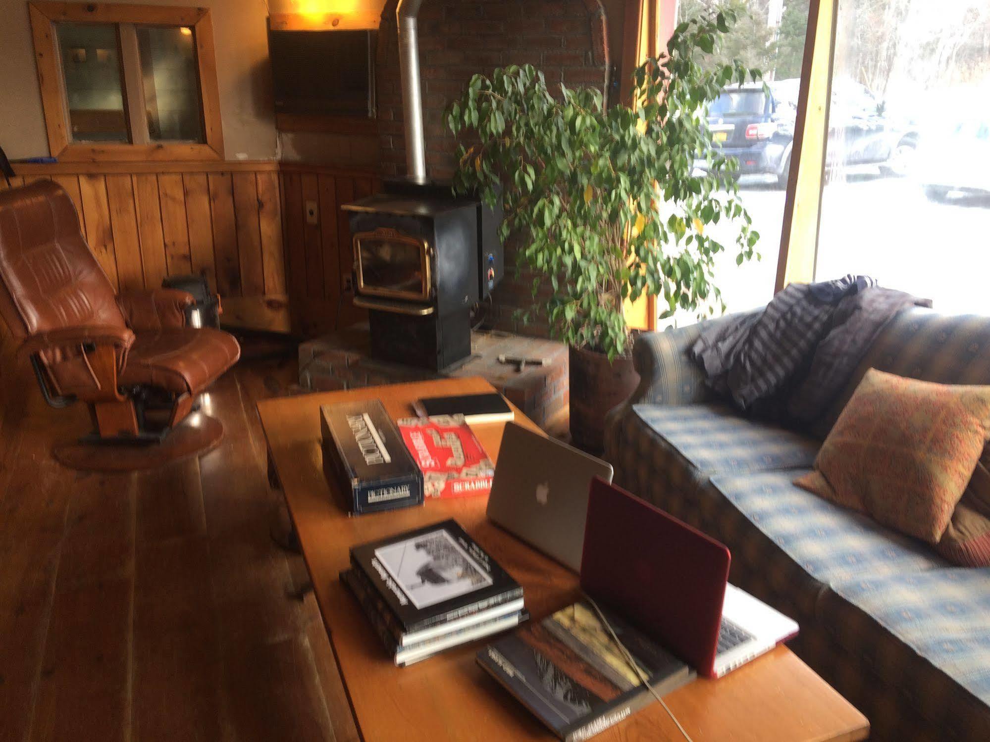 Butternut Inn And Pancakehouse Killington Εξωτερικό φωτογραφία